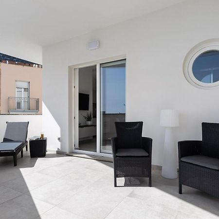 Oneweek Gaeta Suites And Apartments Екстериор снимка
