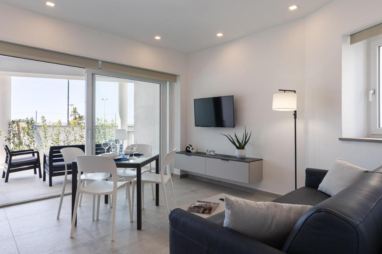 Oneweek Gaeta Suites And Apartments Екстериор снимка