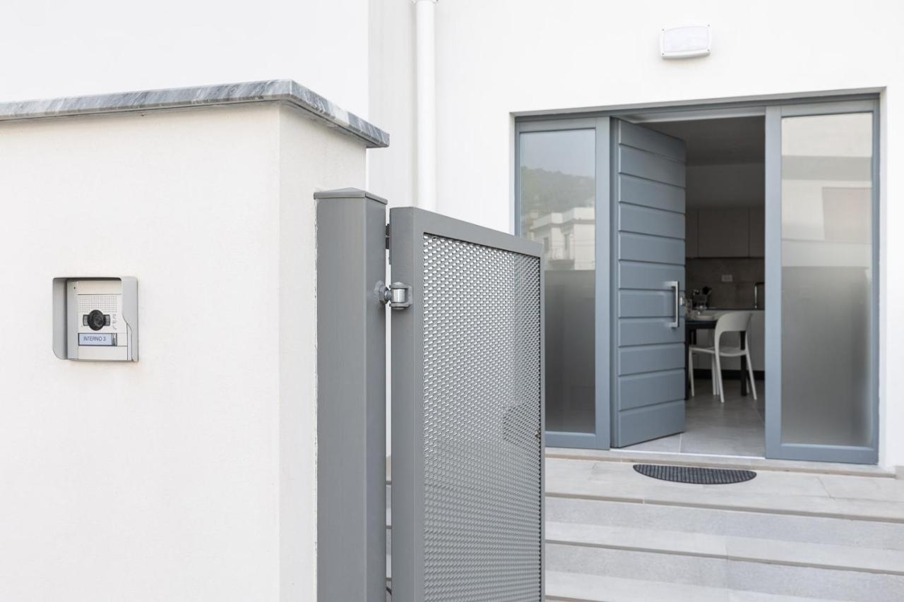 Oneweek Gaeta Suites And Apartments Екстериор снимка