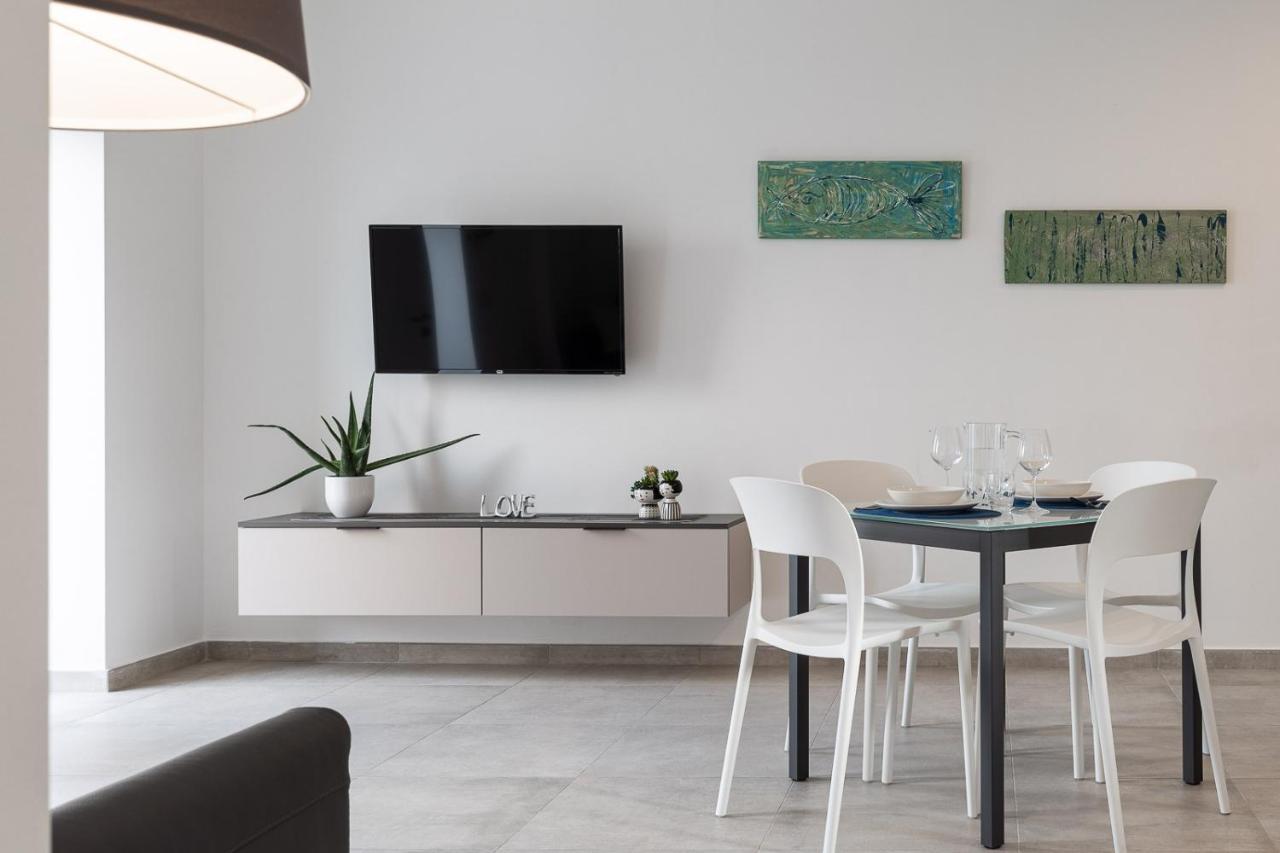 Oneweek Gaeta Suites And Apartments Екстериор снимка